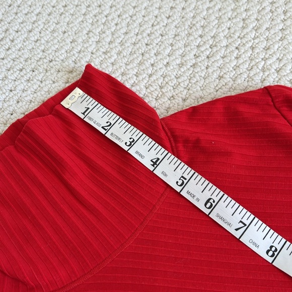 EUC Athleta ribbed turtleneck size small - Picture 5 of 9